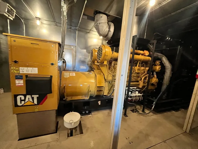 Caterpillar 1500 kW Generator